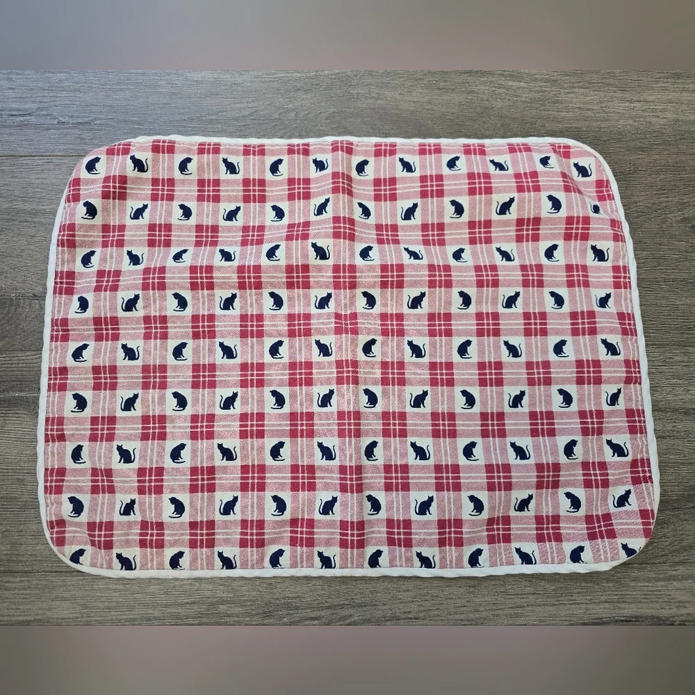 VTG Set Of Checkered Cat Place Mats And Matching Napkins